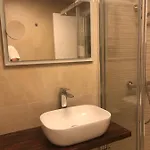 Joan Miro Luxury דירה